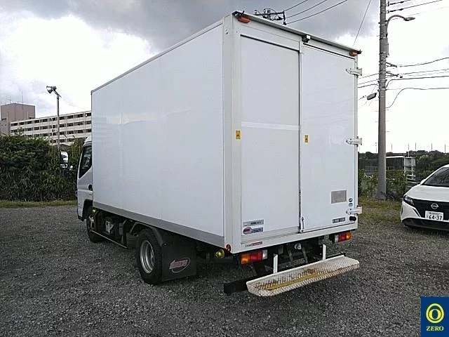 Mitsubishi Fuso Canter  с аукциона в Японии