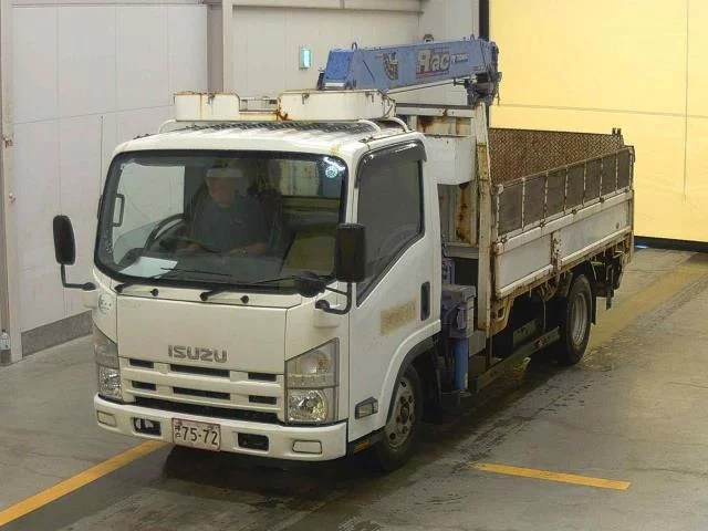 Isuzu Elf  с аукциона в Японии