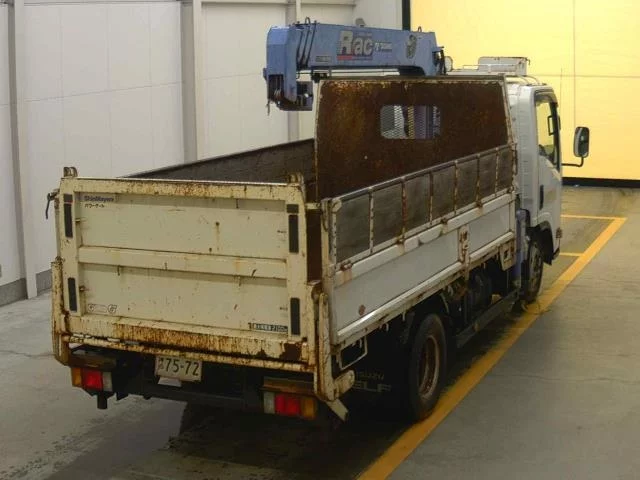 Isuzu Elf  с аукциона в Японии