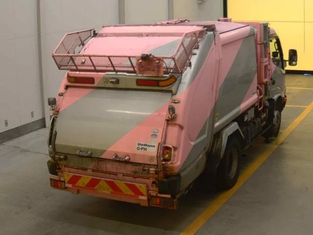 Hino Dutro  с аукциона в Японии