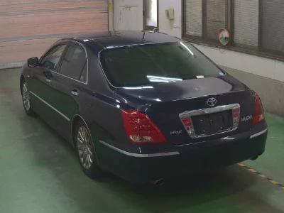 Toyota CROWN MAJESTA