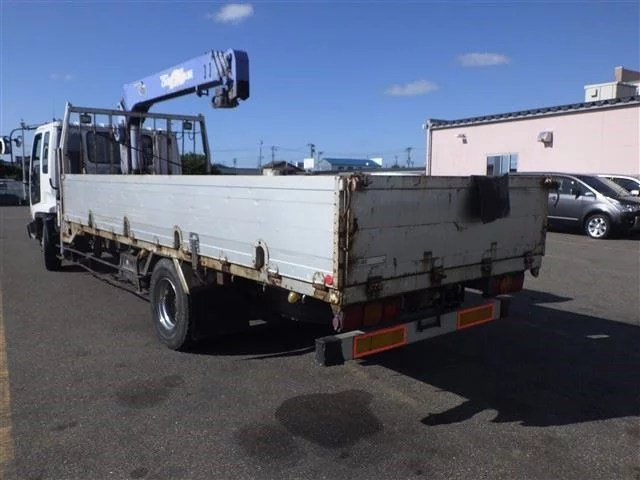 Isuzu Forward  с аукциона в Японии