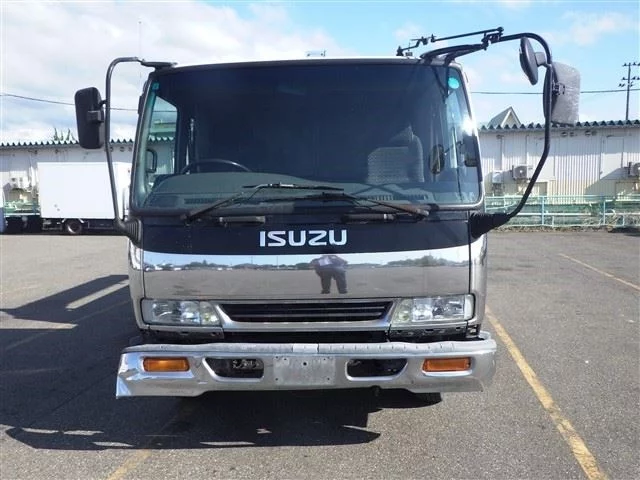 Isuzu Forward  с аукциона в Японии