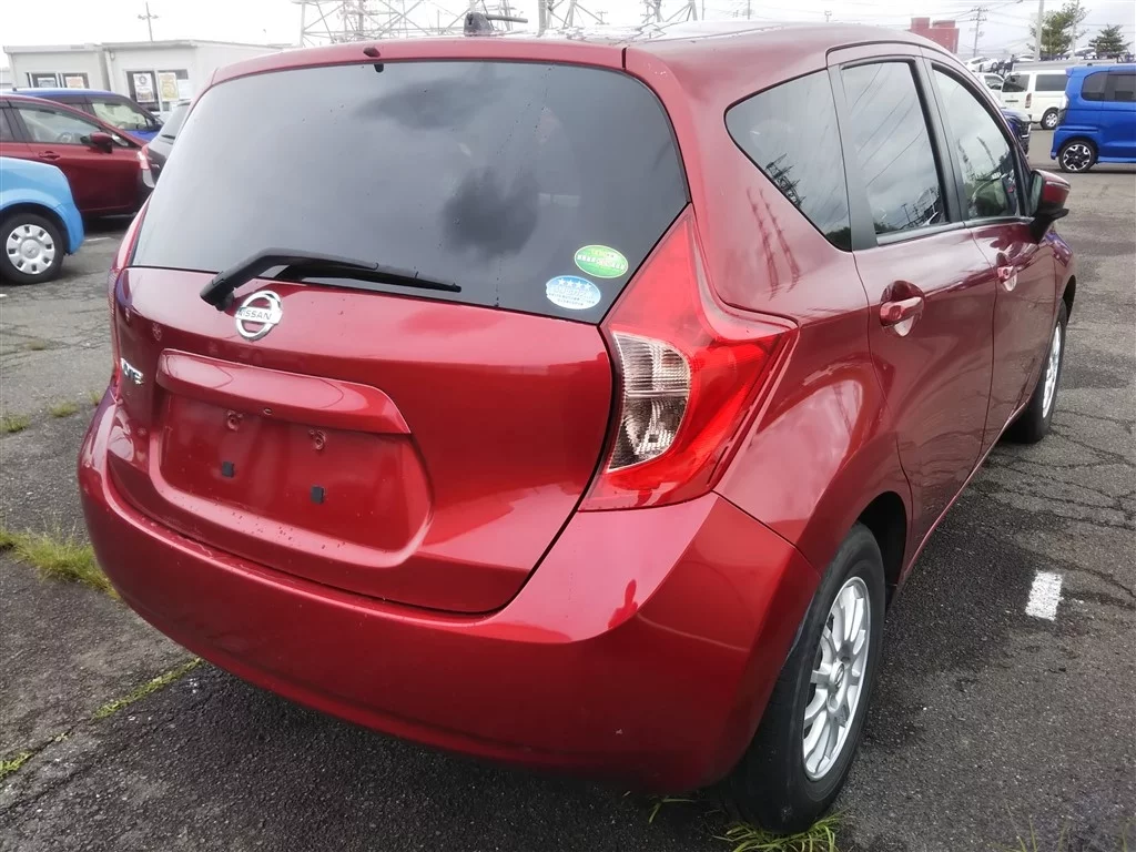 Nissan Note  с аукциона в Японии