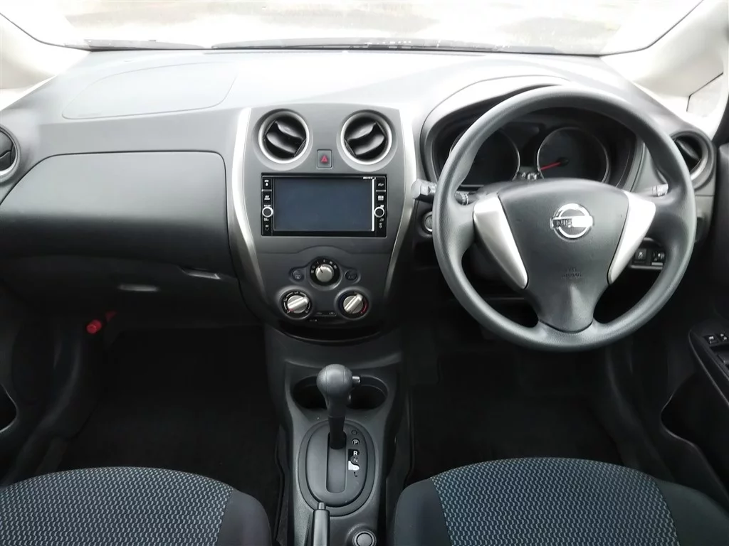 Nissan Note  с аукциона в Японии