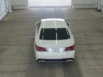 Toyota CROWN HYBRID