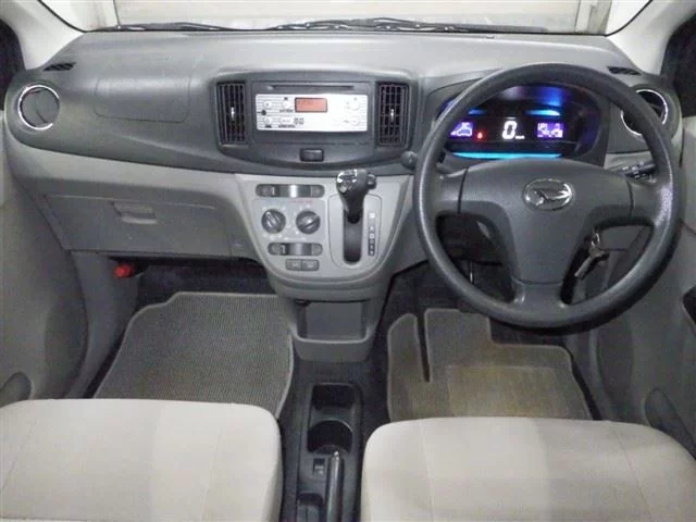 Daihatsu Mira e:S  с аукциона в Японии