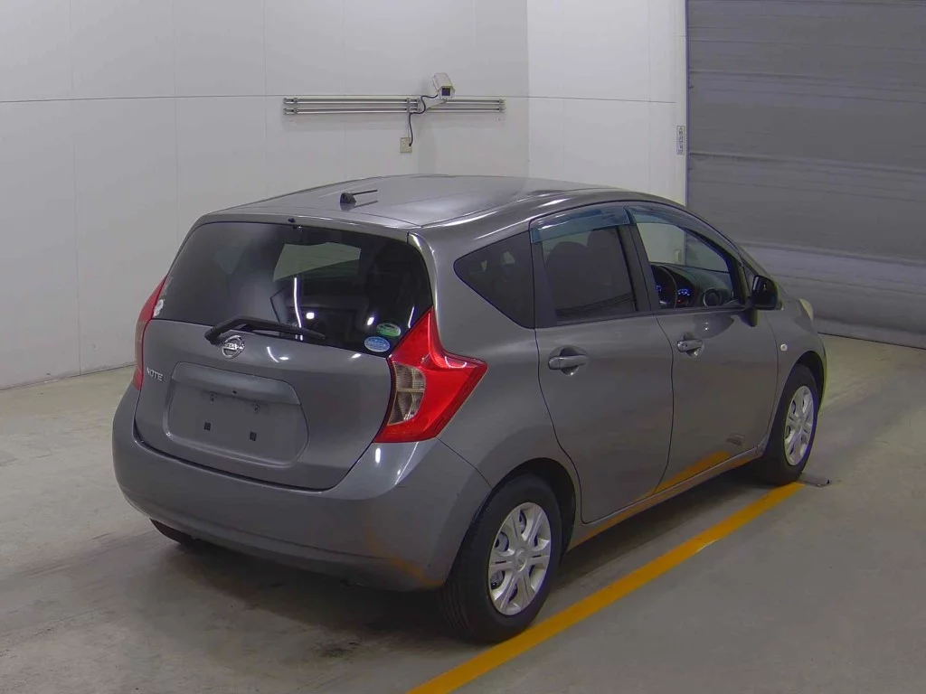 Nissan Note  с аукциона в Японии