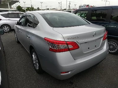 Nissan BLUEBIRD SYLPHY