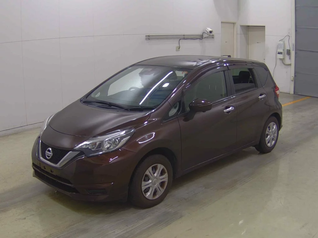 Nissan Note  с аукциона в Японии