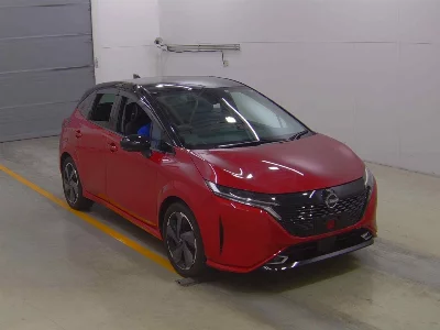 Nissan Aura