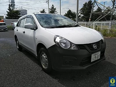Nissan AD