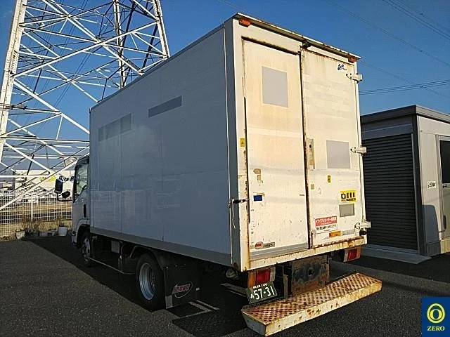 Isuzu Elf  с аукциона в Японии