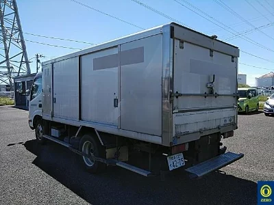 Hino DUTRO TRUCK