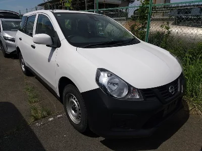 Nissan AD