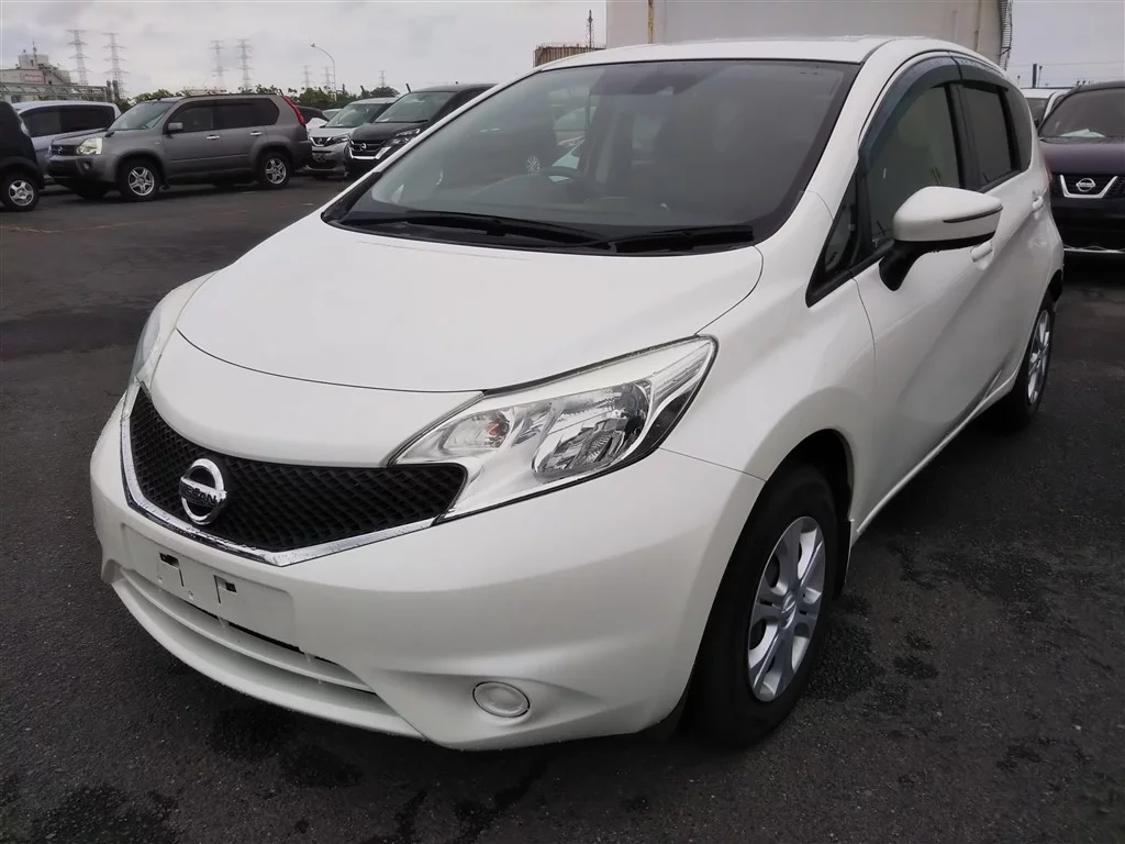 Nissan Note  с аукциона в Японии