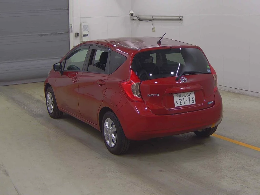 Nissan Note  с аукциона в Японии