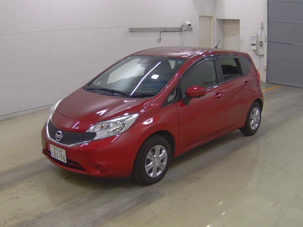 Nissan Note  с аукциона в Японии