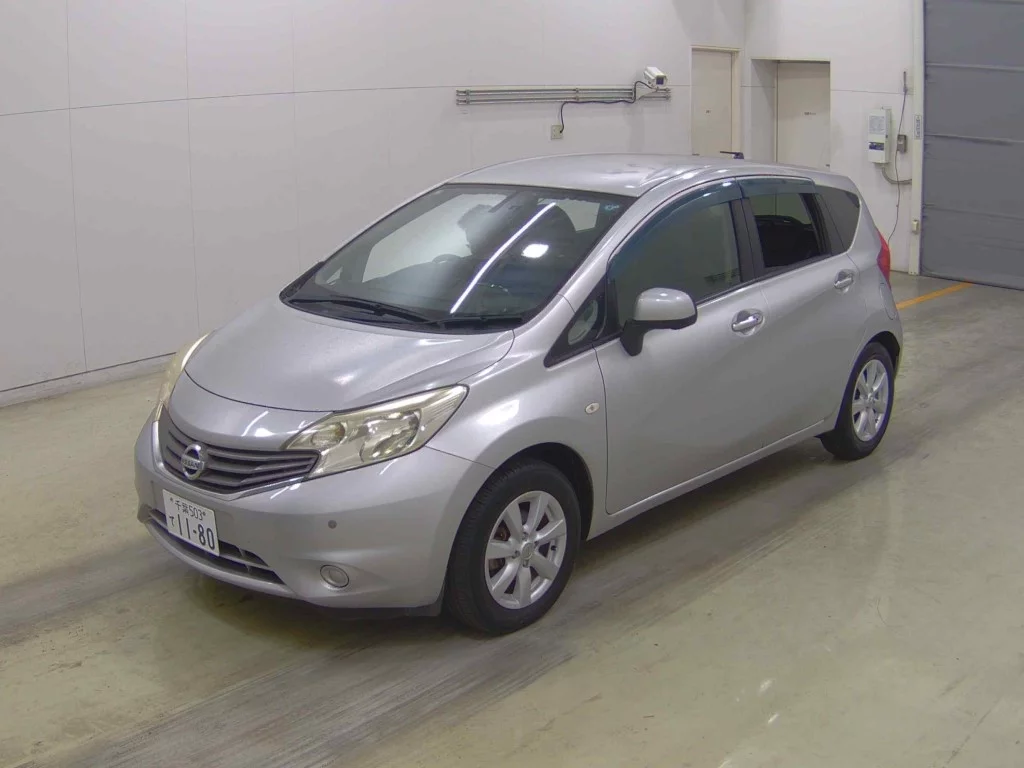 Nissan Note  с аукциона в Японии