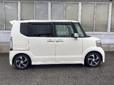 Honda N BOX CUSTOM
