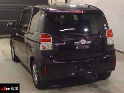 Toyota Spade