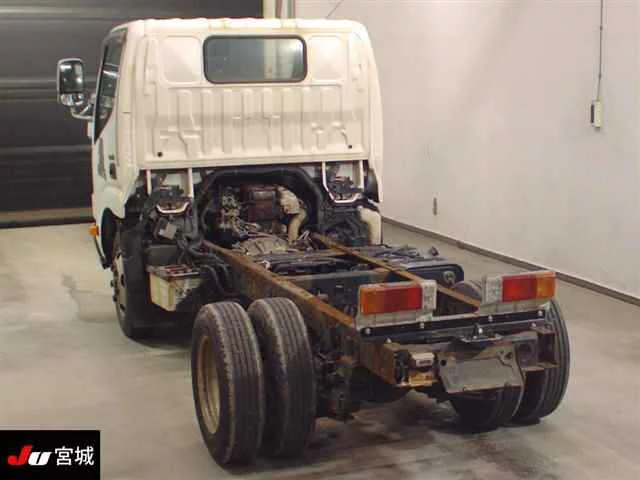 Hino Dutro  с аукциона в Японии