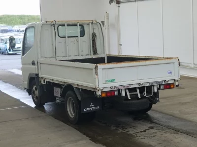 Mitsubishi Fuso Canter