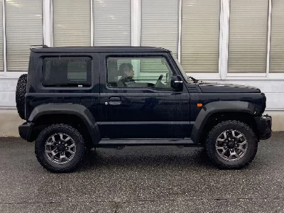 Suzuki Jimny Sierra