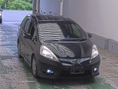 Honda FIT SHUTTLE HYBRID