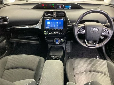 TOYOTA PRIUS PHV
