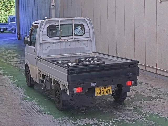 Suzuki CARRY  с аукциона в Японии