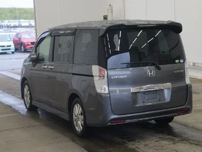 Honda STEPWGN SPADA