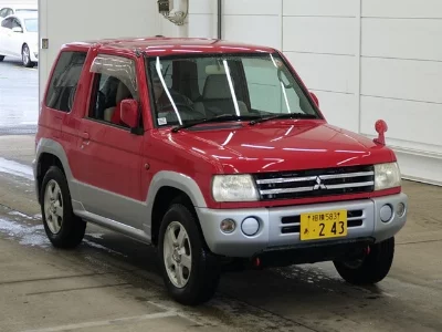 Mitsubishi PAJERO MINI