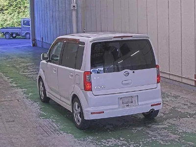 Nissan Otti