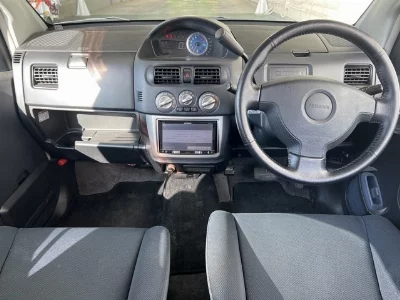 Nissan Otti