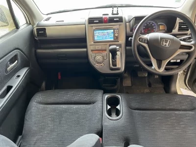 Honda ZEST SPARK