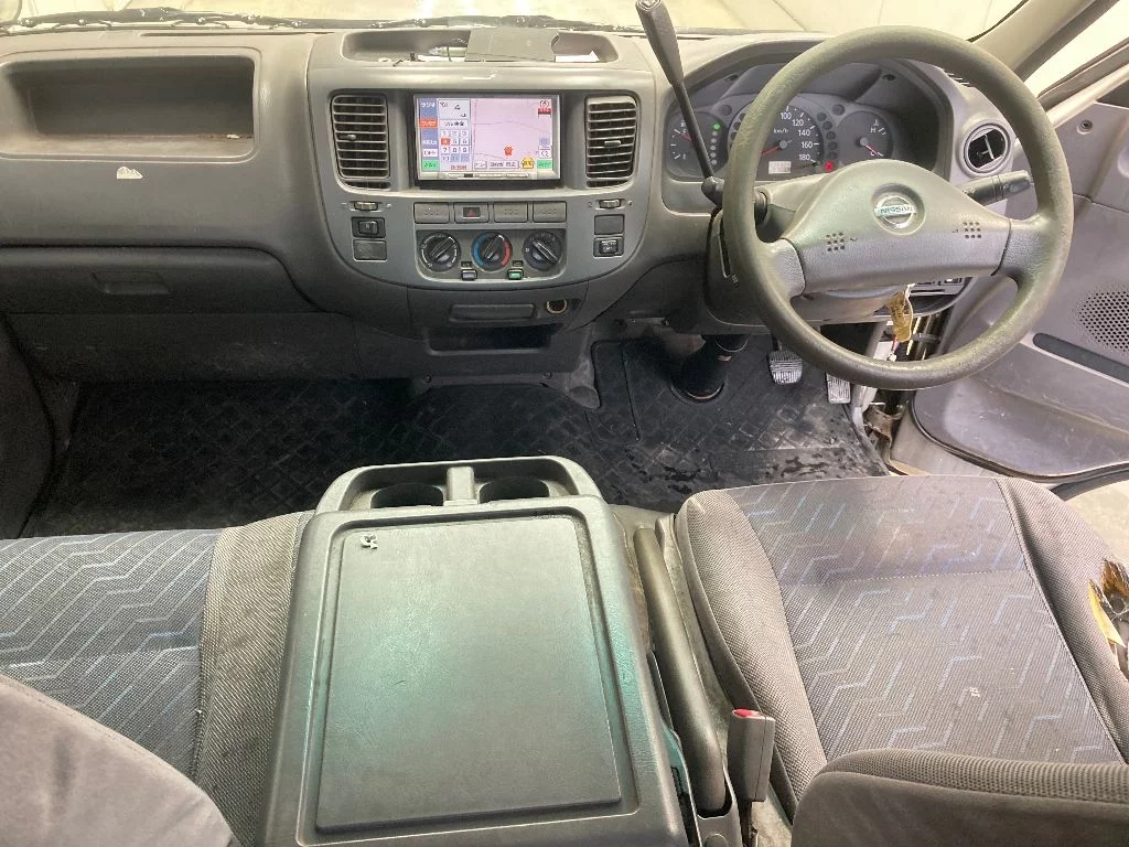 Nissan Caravan  с аукциона в Японии