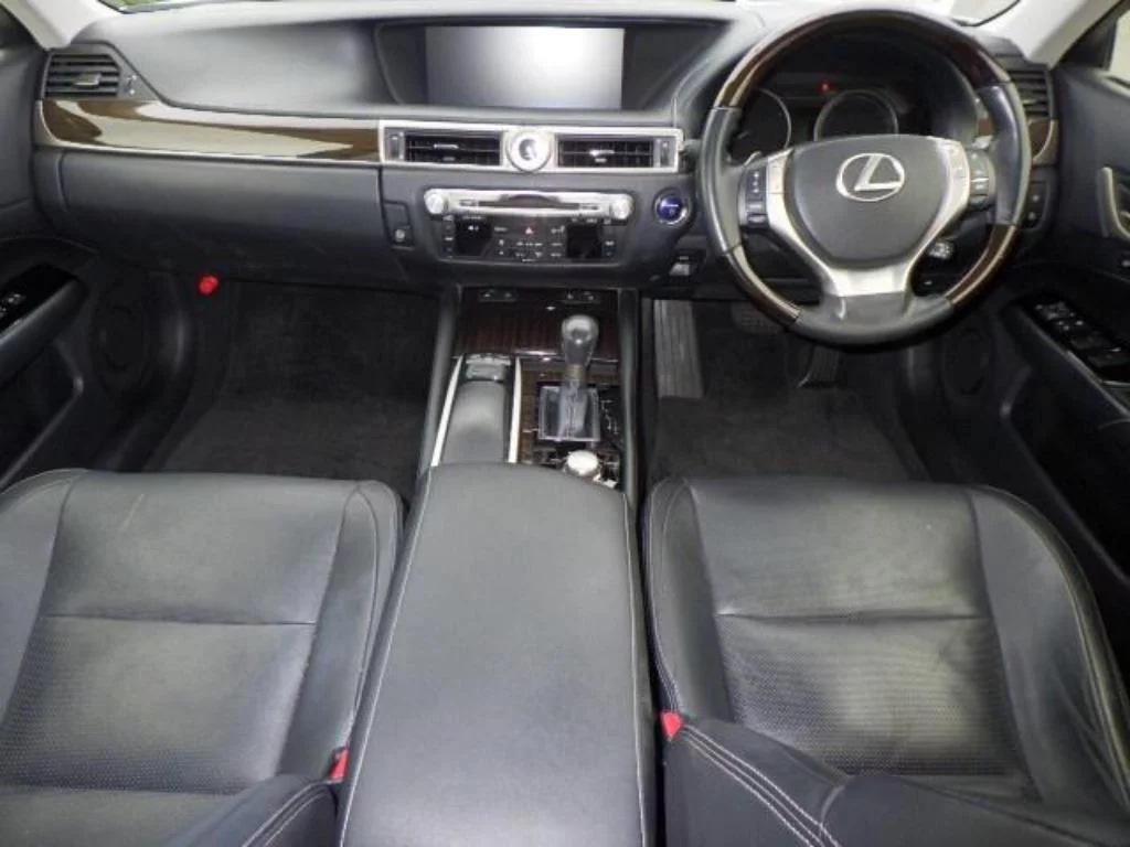Lexus GS  с аукциона в Японии