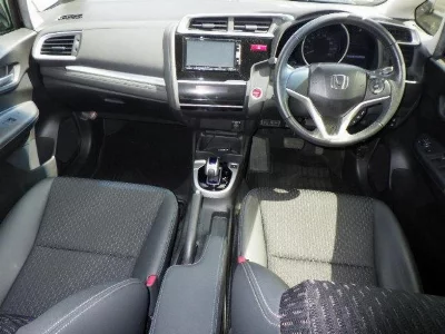 Honda FIT HYBRID
