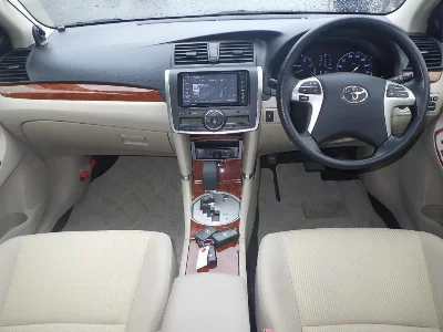 Toyota Premio