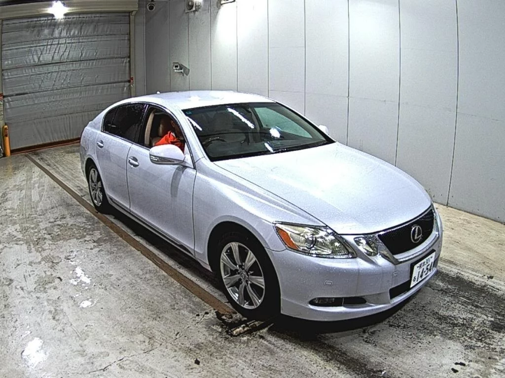 Lexus GS  с аукциона в Японии