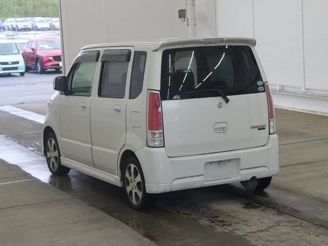 Suzuki Wagon R  с аукциона в Японии
