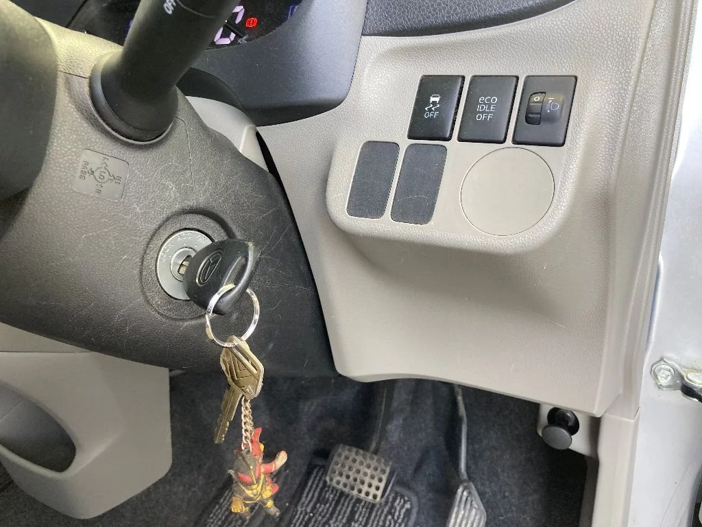 Daihatsu Mira e:S  с аукциона в Японии