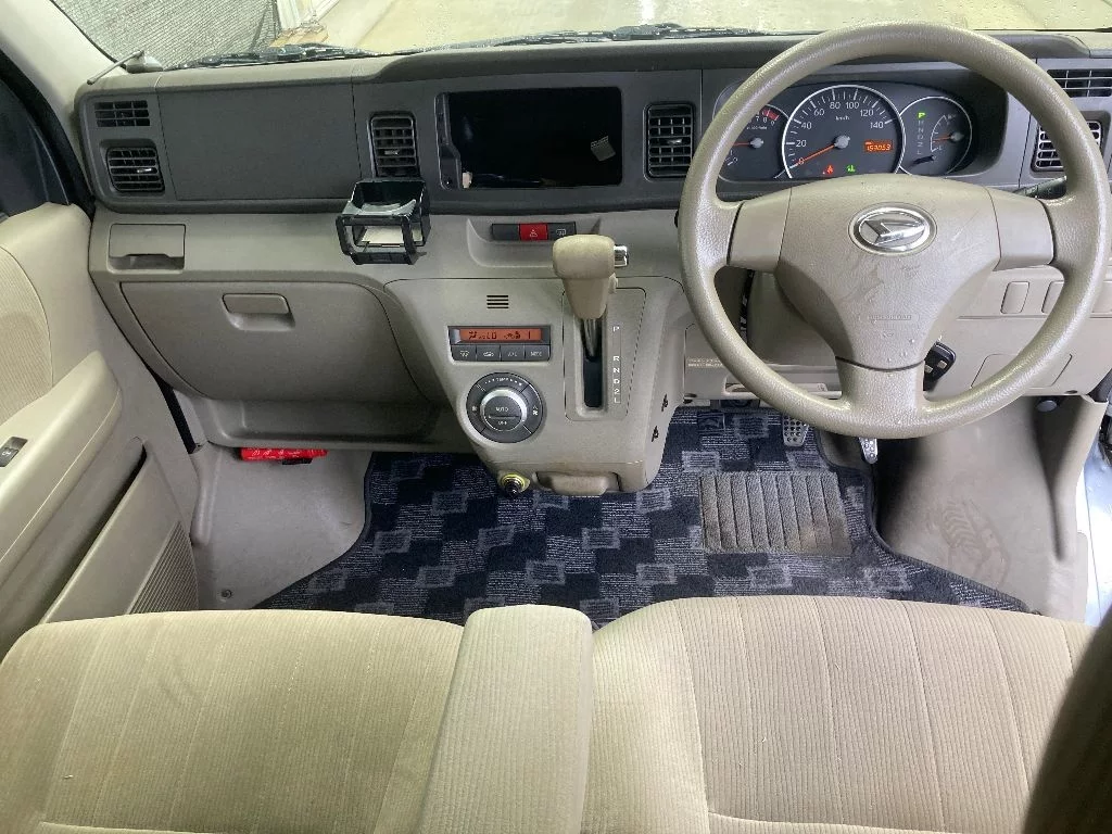 Daihatsu Atrai  с аукциона в Японии