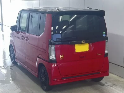 Honda N BOX CUSTOM
