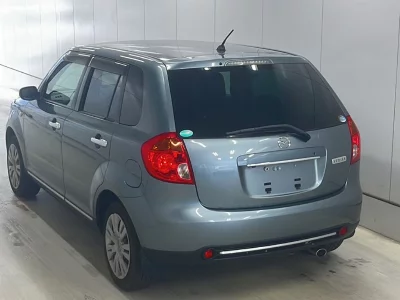 Mazda Verisa