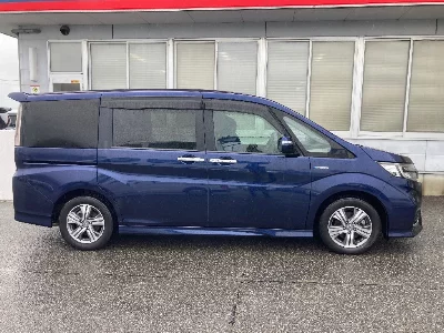 Honda STEPWGN SPADA