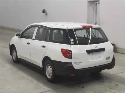 Nissan AD