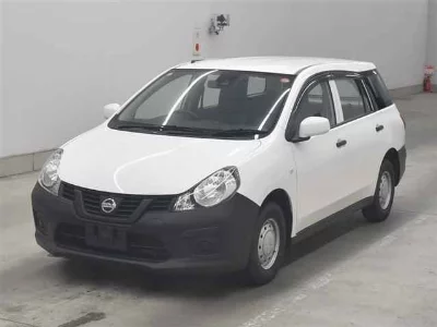 Nissan AD