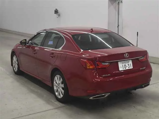 Lexus GS  с аукциона в Японии